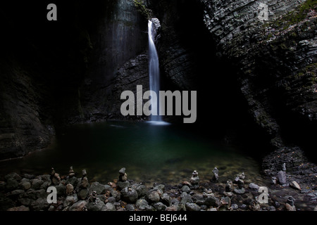 Der Slap Kozjak-Wasserfall in der Nähe von Kobarid im Soca-Tal in Slowenien Stockfoto