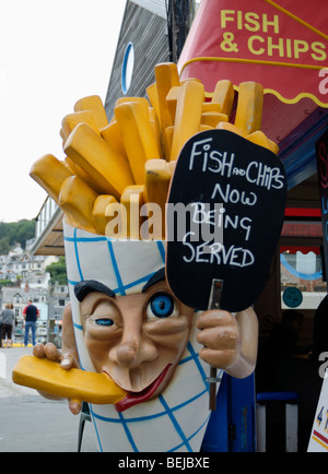 Ein Plastikmodell Fish &amp; Chips vor einem Geschäft zu verkaufen Stockfoto