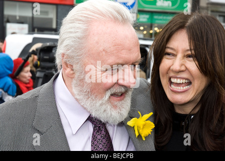 Schauspieler Sir Anthony Hopkins zu sehen mit seiner Frau Stella Stockfoto