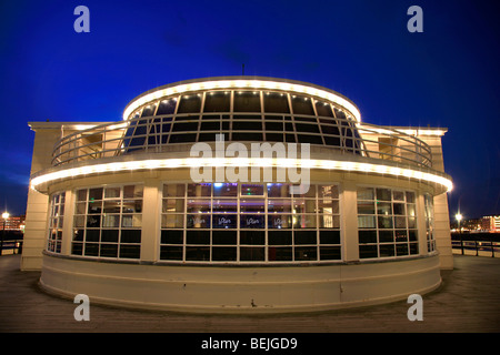 Worthing viktorianischen Pavillon Pier bei Nacht Sussex County England UK Stockfoto