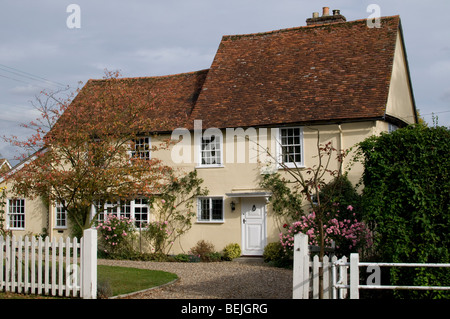 Ein altes Haus im Dorf von Cavendish, Suffolk, England. Stockfoto