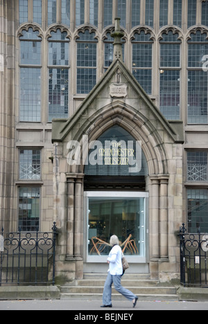 Das Manchester Museum in Oxford Straße, Manchester, England, Vereinigtes Königreich Stockfoto