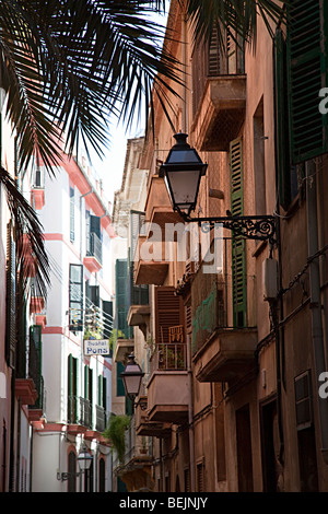 Häuser mit Balkonen im alten Viertel Palma Mallorca Spanien Stockfoto