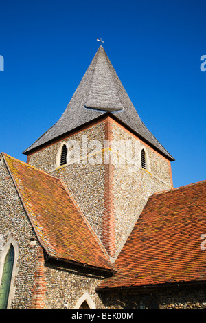 St Johns Kirche montieren Bures Essex England Stockfoto