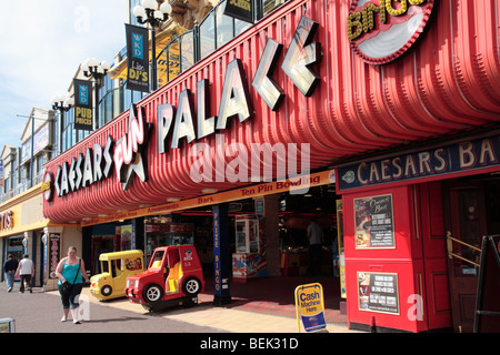 Cäsars Fun Palace Spielhalle, Great Yarmouth Stockfoto