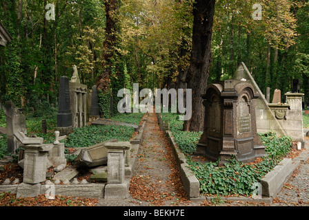 Berlin. Deutschland. Jüdischer Friedhof an der Schönhauser Allee. Stockfoto