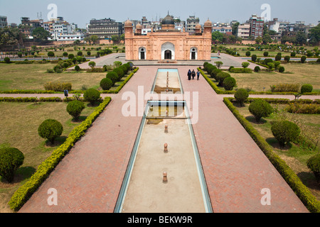 Grab von Bibi Pari im Inneren des Lalbagh Fort in Dhaka Bangladesch Stockfoto