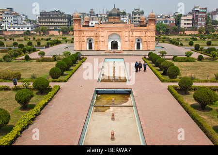 Grab von Bibi Pari im Inneren des Lalbagh Fort in Dhaka Bangladesch Stockfoto