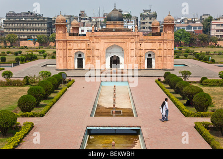 Grab von Bibi Pari im Inneren des Lalbagh Fort in Dhaka Bangladesch Stockfoto