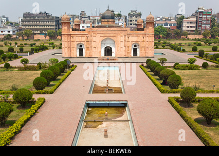 Grab von Bibi Pari im Inneren des Lalbagh Fort in Dhaka Bangladesch Stockfoto