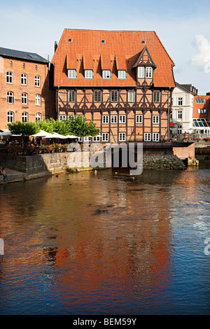 Aufbauend auf Fluss Llmenau Lüneburg Deutschland Stockfoto