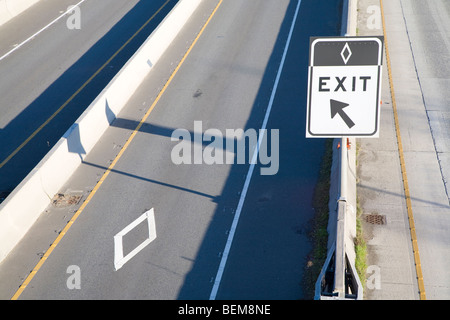 Eine Fahrgemeinschaft nur Ausfahrt auf den Highway 405 in Bellevue, Washington, USA Stockfoto