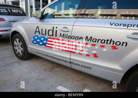 Eine Seitenansicht eines Audi Autos, die in Audi Mileage Marathon von New York nach Los Angeles im Oktober 2008 teilgenommen. Stockfoto