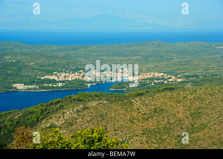 Luftaufnahme von Stari Grad Bay und Stari Grad Stadt auf der Insel Hvar, Kroatien Stockfoto