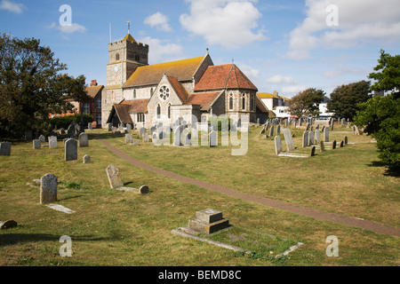 "St Leonard" Kirche, Seaford, Sussex, England, UK. Stockfoto