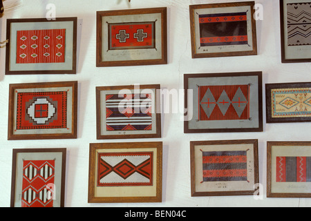 Gemälde von Teppich Designs an Hubbell Trading Post National Historic Site, Navajo Indian Reservation, Ganado, Arizona, USA Stockfoto