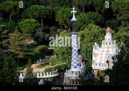 Architektonische Wunder, entworfen von modernistischen Architekten Antonio Gaudi im Park Güell, ein Wahrzeichen von Barcelona, Spanien. Stockfoto