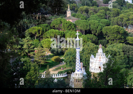 Architektonische Wunder, entworfen von modernistischen Architekten Antonio Gaudi im Park Güell, ein Wahrzeichen von Barcelona, Spanien. Stockfoto