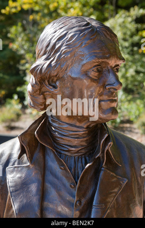 Statue von Thomas Jefferson außerhalb der Visitor Center, Monticello, Charlottesville, Virginia, Vereinigte Staaten Stockfoto