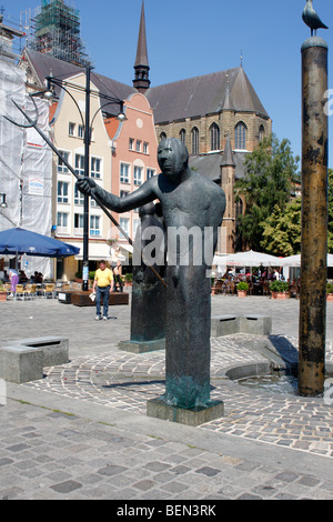 Statue in neuen Marktplatz in Rostock Deutschland Stockfoto