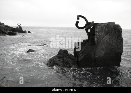 Chillida rostige Stahlskulptur in San Sebastian Meer: Peine de Los Vientos Stockfoto