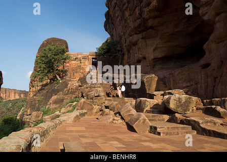 Badami Fort, die berühmt ist für seine Höhlentempel, erbaut im späten 6. Jahrhundert A.D. durch Pulakesin I Badami, Karnataka, Indien Stockfoto