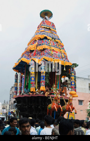 Tempel Wagen während des Karthigai Deepam Festivals gefeiert Tamil Monat des Karthigai (November - Dezember) Stockfoto