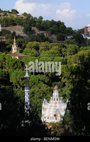 Architektonische Wunder, entworfen von modernistischen Architekten Antonio Gaudi im Park Güell, ein Wahrzeichen von Barcelona, Spanien. Stockfoto