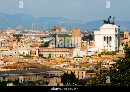 Blick über Roms Dächer der Gianicolo Aussichtspunkt entnommen Stockfoto