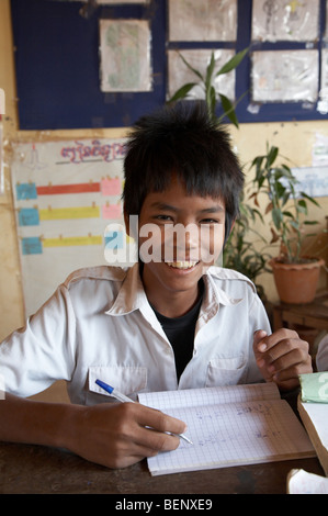 Kambodscha-Sen Sok-Grundschule. Anlon Knang, einer Neuansiedlung Gegend außerhalb Phnom Penh Stockfoto