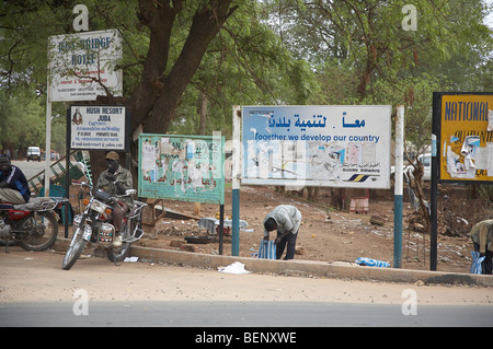 Süd-SUDAN-Schilder an der Straße in Juba. Foto: SEAN SPRAGUE 2008 Stockfoto