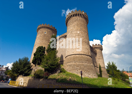 Die Burg Rocca Pia, gebaut im Jahre 1461 von Papst Pius II, Tivoli, Italien Stockfoto