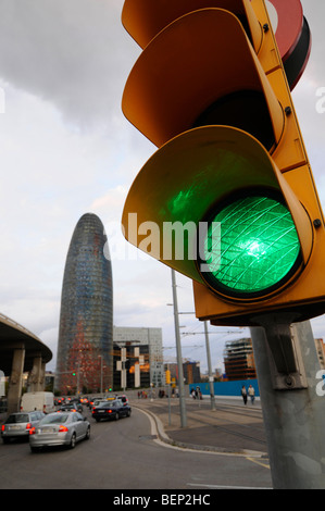 Nahaufnahme von der Torre Agbar in Barcelona, Spanien, einer der neuesten französischen Architekten Jean Nouvel-Architektur Fragen. Stockfoto