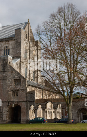 um Winchester Kathedrale in hampshire Stockfoto