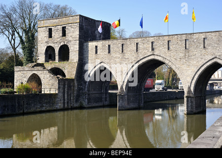 Die Brücke Pont des Trous über den Fluss Schelde, Tournai, Belgien Stockfoto
