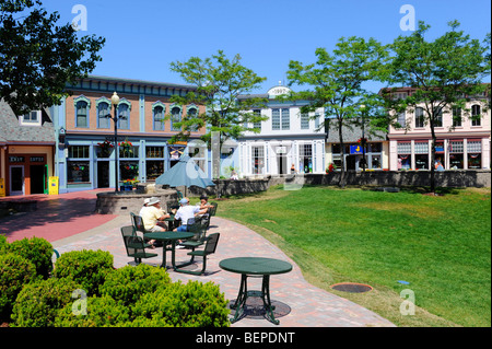 Läden und Geschäfte in Mackinaw Kreuzungen Shopping Center Mackinaw City Michigan Stockfoto