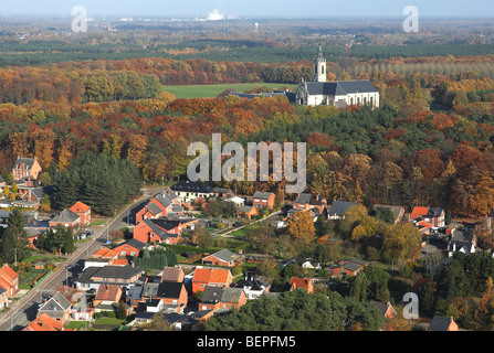 Abtei Averbode, Wald aus der Luft im Herbst, Averbode, Belgien Stockfoto