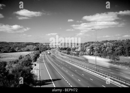 M25 Autobahn Ausfahrt 7 (M23) in der Nähe von Godstone Surrey England Stockfoto