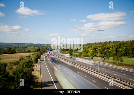 M25 Autobahn Ausfahrt 7 (M23) in der Nähe von Godstone Surrey England Stockfoto