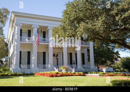 1856 neoklassizistischen Stil des Gouverneurs ist eines der ältesten Bauwerke im Texas Capitol Complex in Austin, Texas, Vereinigte Staaten Stockfoto