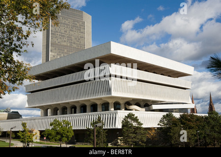 Cultural Education Center am Empire State Plaza, Albany, gehören New York State Museum, Staatsarchiv und Staatsbibliothek Stockfoto