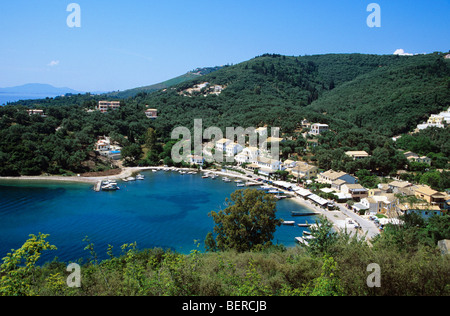 Ansicht von Agios Stefanos ein beliebter Ferienort auf der nordöstlichen Resort in der Nähe von Kassiopi Korfu Stockfoto