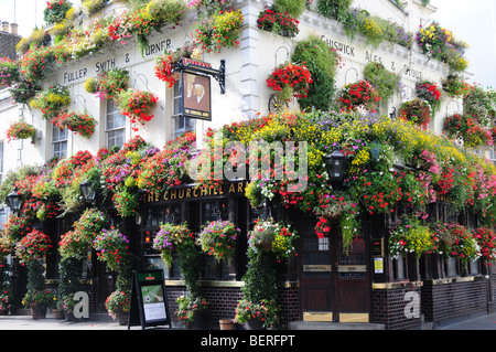 Die Churchill Arms, Kensington Church Street, London, W8 Stockfoto