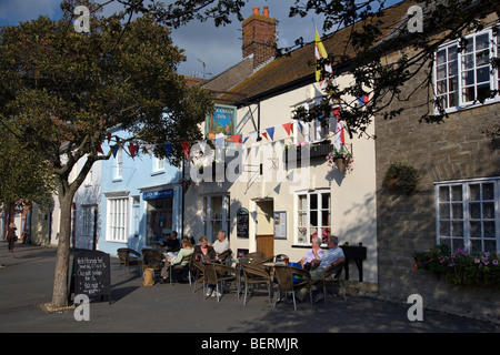 eine Kneipe in der Stadt von Bridport in dorset Stockfoto