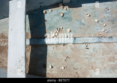 Ruderboot am Strand auf St. Agnes, Scilly-Inseln Stockfoto