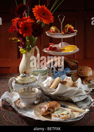 Nachmittags Tee und Kuchen Stockfoto