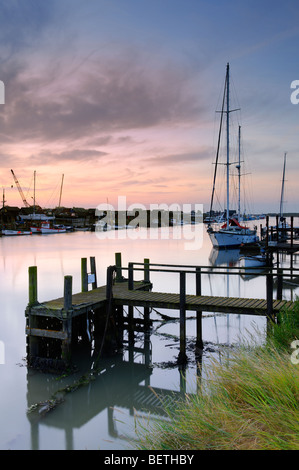 Morgendämmerung auf Blyth, Walberswick, Suffolk - England Stockfoto