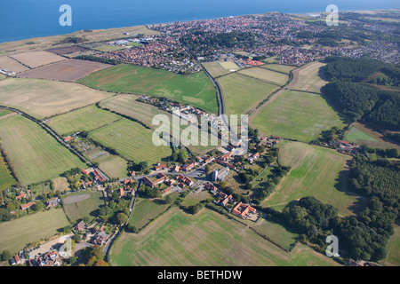 Upper Sheringham & Sheringham Stadt Norfolk Luftaufnahme Stockfoto