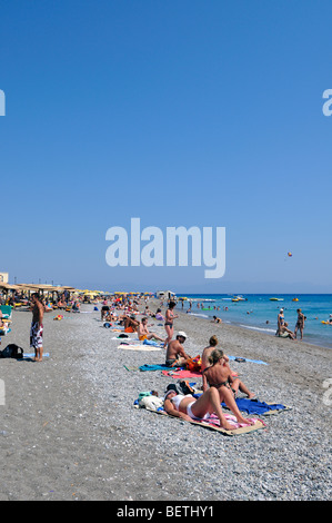 Strand von der Stadt Rhodos vor dem Casino, Rhodos, Griechenland Stockfoto