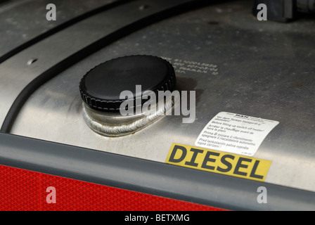 Fire Engine Diesel Tank und Füllstoff Tankdeckel LKW Stockfoto